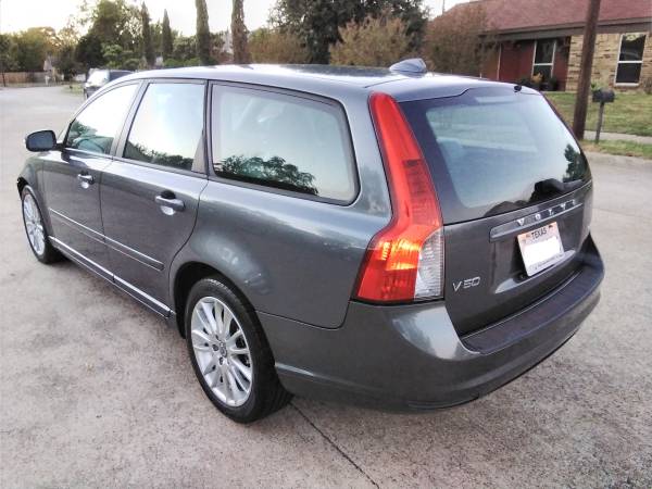 2010 VOLVO V50 SUPERCLEAN LEATHER BLUETOOTH, DRIVES LIKE NEW. - cars... for sale in Mesquite, TX – photo 3