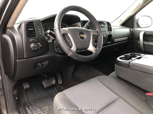 2011 Chevrolet SILVERADO 1500 LT - - by dealer for sale in Saint Augusta, MN – photo 9
