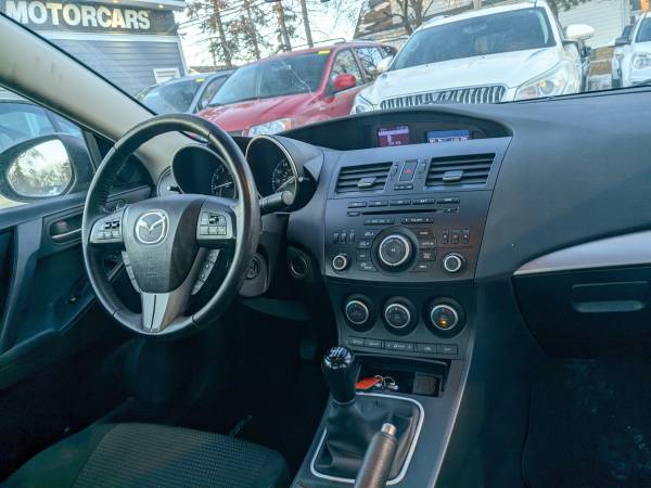 2013 MAZDA MAZDA3 I TOURING - - by dealer - vehicle for sale in milwaukee, WI – photo 9
