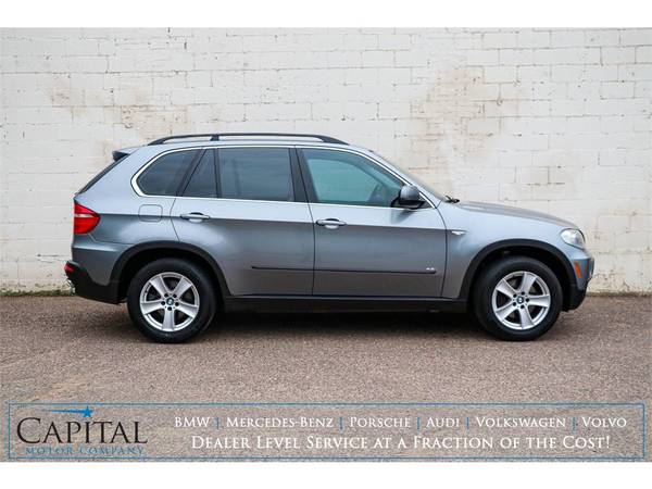 BMW X5 xDrive 4WD w/Big Panoramic Moonroof, NAV and 3rd Row! - cars for sale in Eau Claire, WI – photo 9