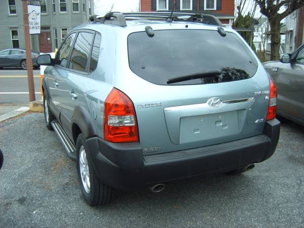 2008 Hyundai Tucson SE 2.7 4WD - cars & trucks - by dealer - vehicle... for sale in Fogelsville, PA – photo 3