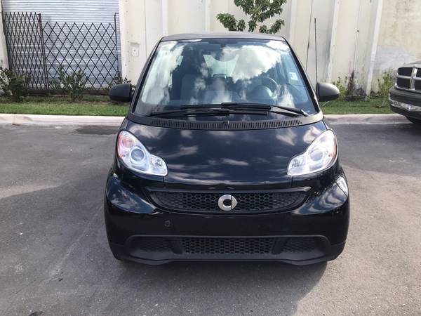 2013 Smart Fortwo CLEAN TITLE CLEAN CARFAX for sale in Doral, FL – photo 2