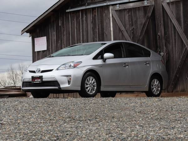 2015 Toyota Prius Plug-in Hybrid Advanced 4dr Hatchback - cars & for sale in PUYALLUP, WA – photo 3
