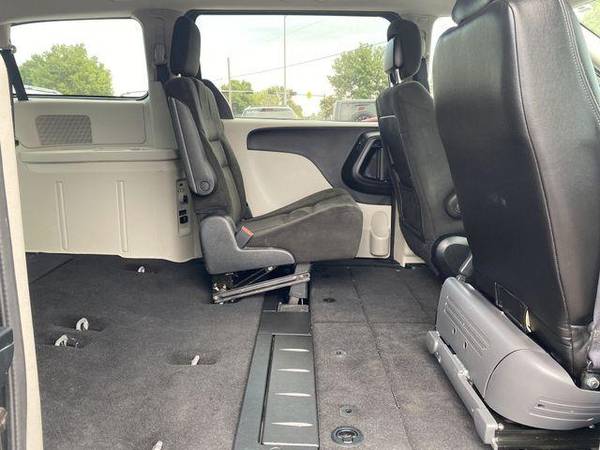 2015 Dodge Grand Caravan Passenger SXT Plus Minivan 4D Family Owned!... for sale in Fremont, NE – photo 9