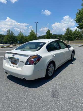2010 Nissan Altima 2.5 - cars & trucks - by owner - vehicle... for sale in Germantown, District Of Columbia – photo 4