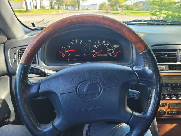 2001 Lexus ES 300 AT leather loaded very nice for sale in Indianapolis, IN – photo 12