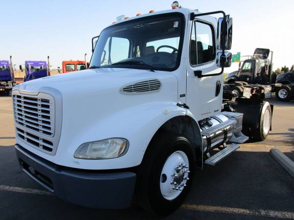2007 Freightliner M2-106 Single Axle Day Cab, MBE 4000 Engine, 450HP, for sale in Wheat Ridge, CO – photo 6
