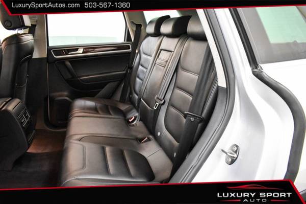 2012 *Volkswagen* *Touareg* *LOW 60,000 MIles 28 MPG TD for sale in Tigard, OR – photo 9