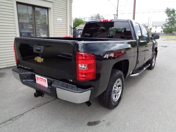 2009 Chevrolet Silverado 1500 4WD Ext Cab * ONLY 37K MILES * 1 OWNER * for sale in Brockport, NY – photo 4