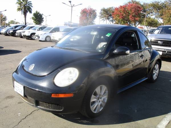 2010 Volkswagen New Beetle - NEW TIRES - LEATHER AND HEATED SEATS -... for sale in Sacramento , CA – photo 2