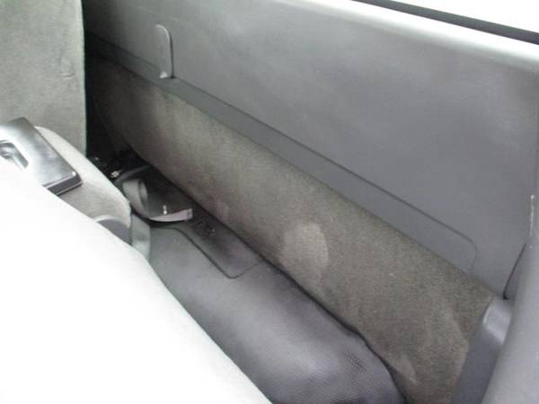 2006 Chevrolet Silverado 2500 REG. CAB 4X4 W/ SNOW PLOW * 84K * -... for sale in south amboy, IN – photo 23