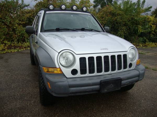 2005 Jeep Liberty 4X4 Diesel (1 Owner/Low Miles) for sale in Kenosha, MN – photo 13