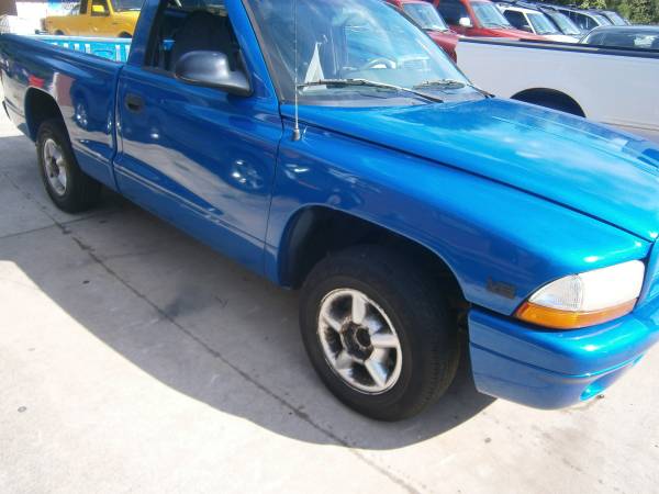 1999 dodge dakota slt v6 2wd (180K)runs&drives mechanic special$$ -... for sale in Riverdale, GA – photo 2