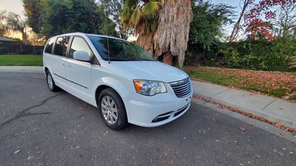 2014 Chrysler Town & Country - Financing Available! - cars & trucks... for sale in Tracy, CA – photo 13