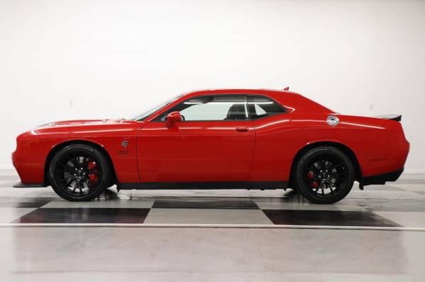 *NAVIGATION - CAMERA* Red 2016 Dodge Challeneger SRT HELLCAT Coupe -... for sale in Clinton, KS – photo 19