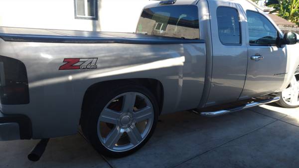 Chevrolet Silverado 2007 - cars & trucks - by owner - vehicle... for sale in San Diego, CA – photo 2