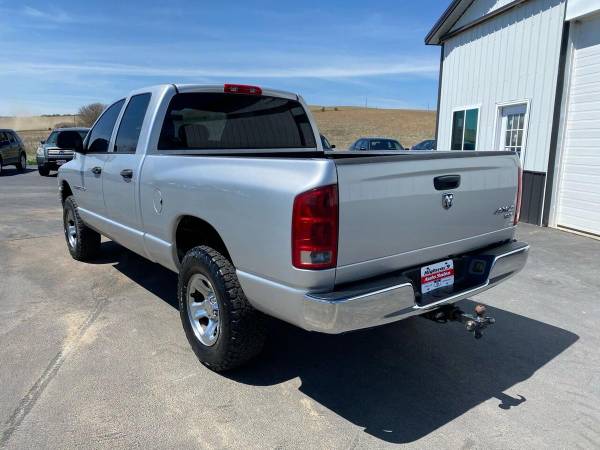 2005 Dodge Ram Pickup 1500 SLT 4dr Quad Cab 4WD SB 1 Country for sale in Ponca, SD – photo 3