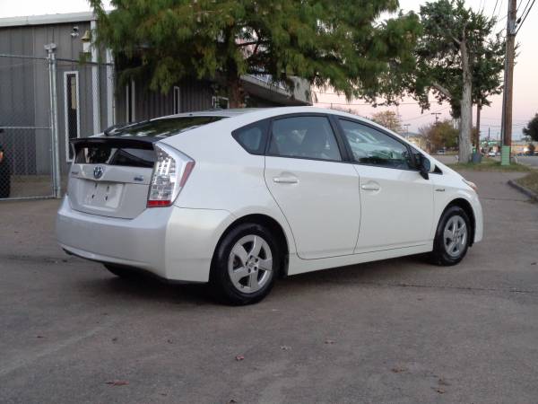 Toyota Prius From 2005 up to 2016 Good Conditions No Accidents -... for sale in Dallas, TX – photo 7