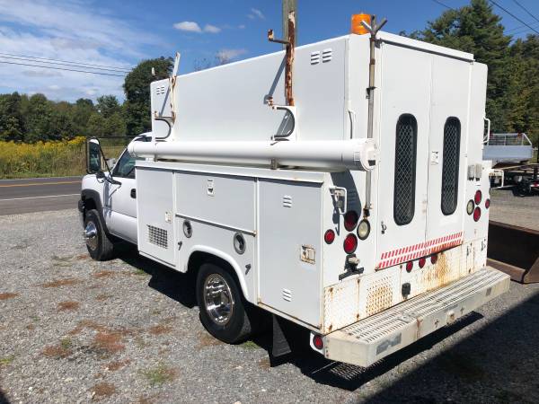 2003 chevrolet 3500 utility kuv enclosed generator truck for sale in Lamar, PA – photo 4