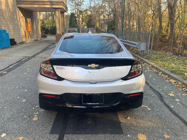 Take a look at this 2018 Chevrolet Volt-eastern CT - cars & trucks -... for sale in New London, CT – photo 6