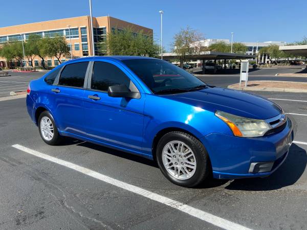 2010 Ford Focus 4 cylinder!! - cars & trucks - by owner - vehicle... for sale in Phoenix, AZ – photo 7