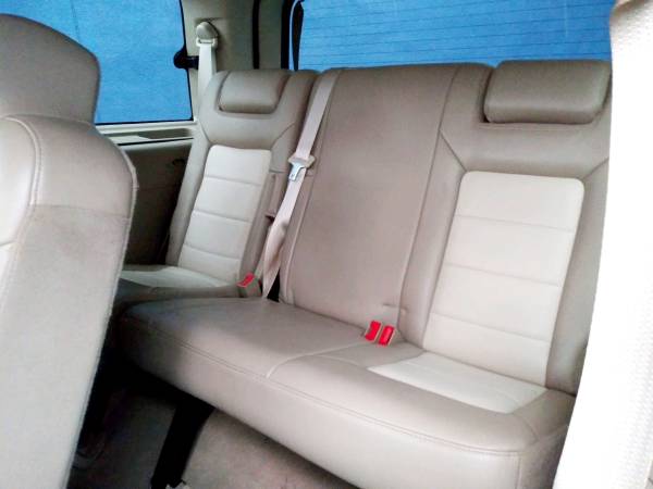 2005 Ford Expedition Eddie Bauer**$2250**3rd Row**4x4** for sale in Detroit, MI – photo 8