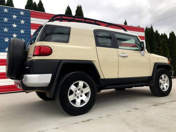 2008 Toyota FJ Cruiser 4WD AT **Only 66k Miles** - cars & trucks -... for sale in Shippensburg, PA – photo 9