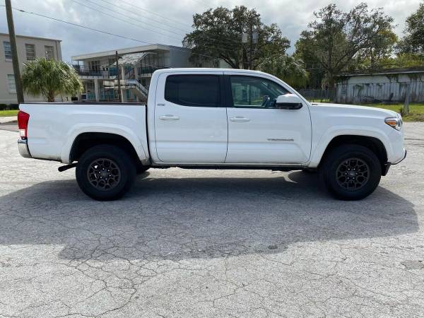 2017 Toyota Tacoma SR5 V6 4x2 4dr Double Cab 5.0 ft SB 100% CREDIT... for sale in TAMPA, FL – photo 4