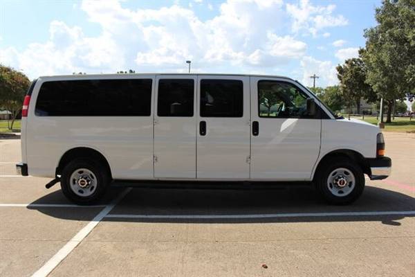 2015 GMC Savana Passenger LT 3500 for sale in Euless, TX – photo 8