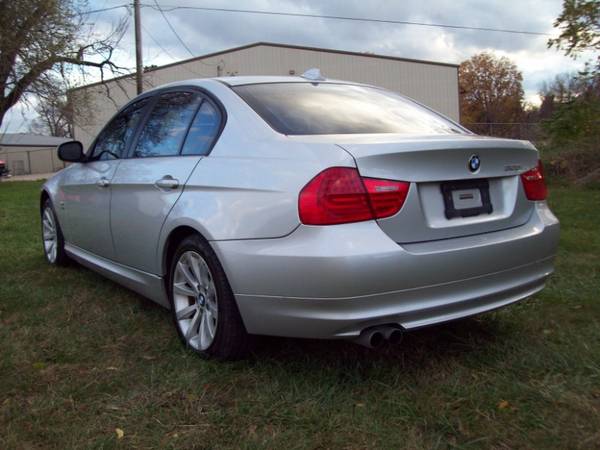 2011 BMW 3-Series 328i xDrive SA - cars & trucks - by dealer -... for sale in Springdale, AR – photo 6