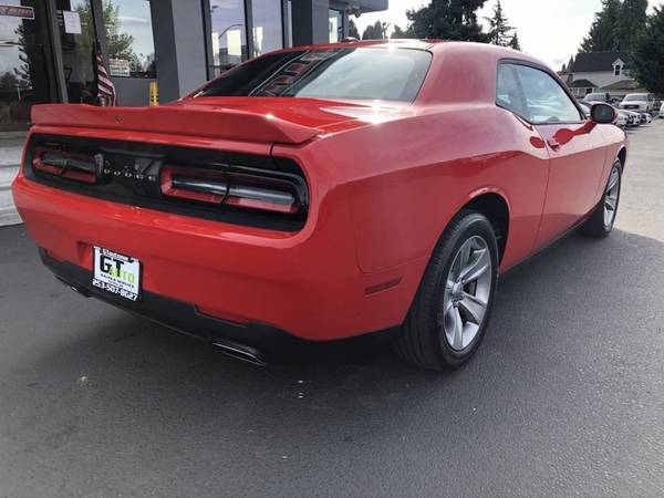 2018 Dodge Challenger SXT Coupe 2D for sale in PUYALLUP, WA – photo 4