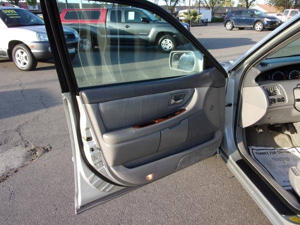 2002 TOYOTA AVALON LEATHER SEATS - - by dealer for sale in Modesto, CA – photo 7