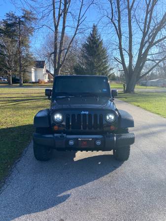 2010 Jeep Wrangler Rubicon - cars & trucks - by owner - vehicle... for sale in Indianapolis, IN – photo 4