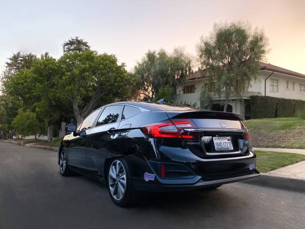 🔥For sale! Innovative, ecological and mega-comfortable Honda Clarity... for sale in West Hollywood, CA – photo 4