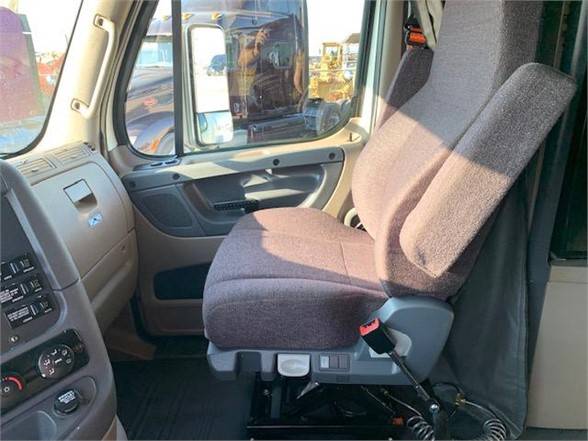 2013 FREIGHTLINER CASCADIA 125 ** FINANCING AVAILABLE ** for sale in Houston, TX – photo 18