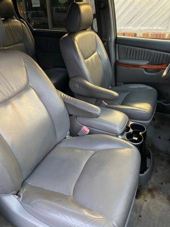 2008 TOYOTA SIENNA - cars & trucks - by dealer - vehicle automotive... for sale in Moraine, OH – photo 5