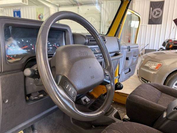 2001 Jeep Wrangler Sport - 4 0L Manual Transmission - One Owner! for sale in La Crescent, WI – photo 19