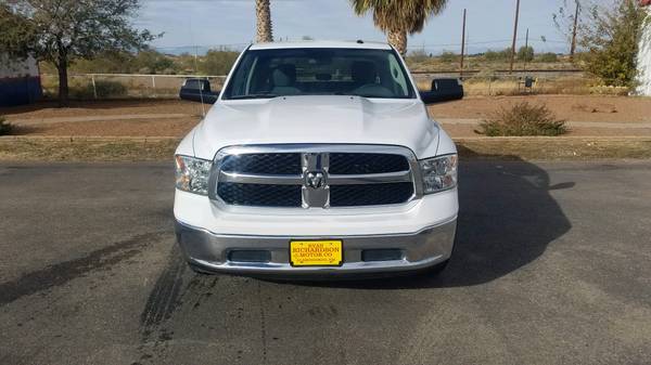 Low miles!! 2018 Ram 1500 4x4 Hemi! - cars & trucks - by dealer -... for sale in Alamogordo, NM – photo 3