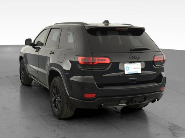 2018 Jeep Grand Cherokee High Altitude Sport Utility 4D suv Black -... for sale in Montebello, CA – photo 8