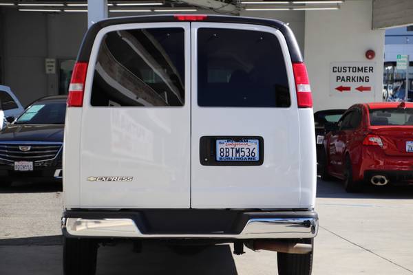2018 Chevy Chevrolet EXPRESS 3500 Extended Passenger Van LT van White for sale in Burlingame, CA – photo 5