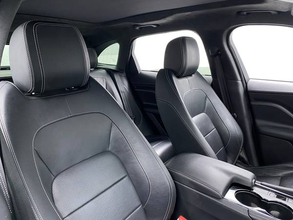 2017 Jag Jaguar FPACE 35t R-Sport SUV 4D suv White - FINANCE ONLINE... for sale in Phoenix, AZ – photo 18