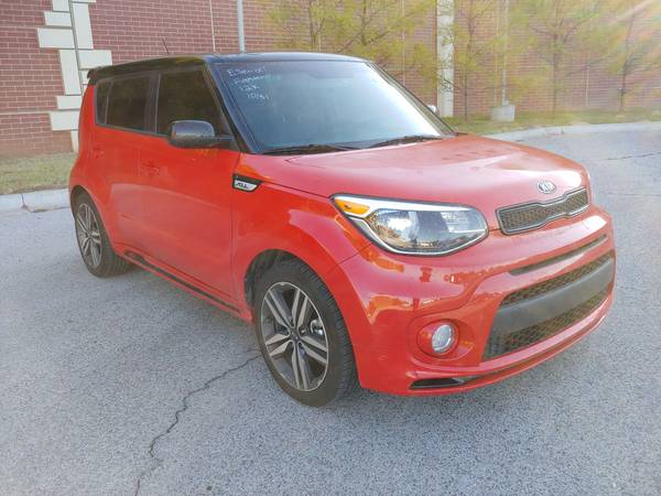 2019 KIA SOUL PLUS ONLY 12,200 MILES! LOADED! 1 OWNER! CLEAN CARFAX!... for sale in Norman, TX – photo 2