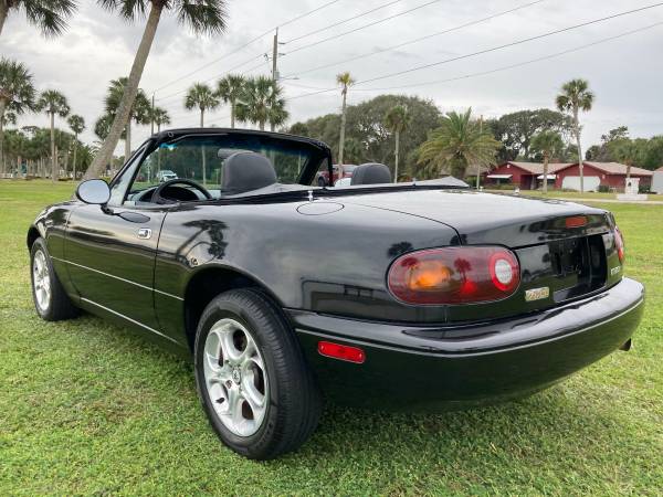 Mazda Miata 1996 112K Miles! Garaged! Unreal Condition! - cars & for sale in Ormond Beach, FL – photo 8
