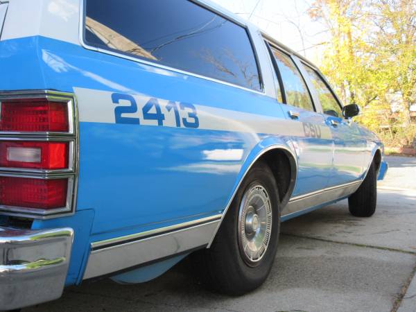 ** 1985 Chevrolet Caprice Classic NYPD Unit** - cars & trucks - by... for sale in Queens Village, NY – photo 8