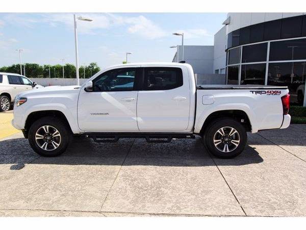 2019 Toyota Tacoma 4WD SR5 - truck - - by dealer for sale in Houston, TX – photo 4