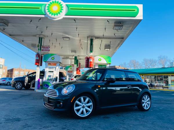 2013 Mini Cooper 2Dr 96 300 miles 27 Records (Super Clean) - cars & for sale in Brooklyn, NY – photo 2