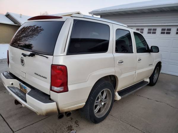 2002 Cadillac Escalade - cars & trucks - by owner - vehicle... for sale in Volga, SD – photo 23