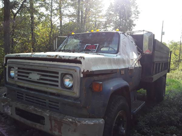'81 Chevy 70 series Dump Truck - cars & trucks - by owner - vehicle... for sale in Corning, OH – photo 2