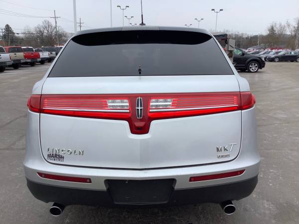 Fully Loaded! 2010 Lincoln MKT! AWD! Clean Carfax! 3rd Row! - cars &... for sale in Ortonville, MI – photo 3