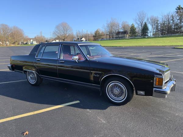 1984 Olds 98 Regency Brougham ** Super Clean * Runs New* - cars &... for sale in Wickliffe, OH – photo 5